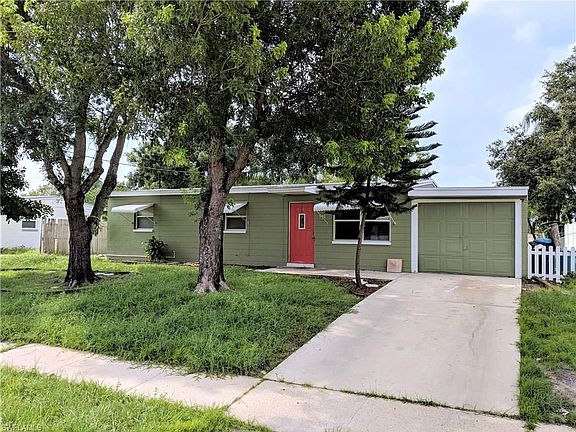 2nd image of 940 Hibiscus Ln
