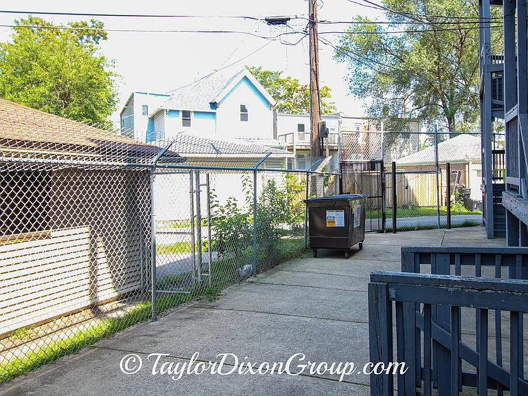 514 E 70th St #3 — Photo 23