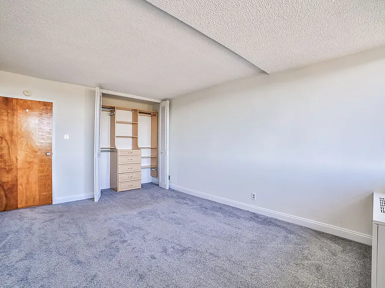 1088 Delaware Ave #13B — Photo 24