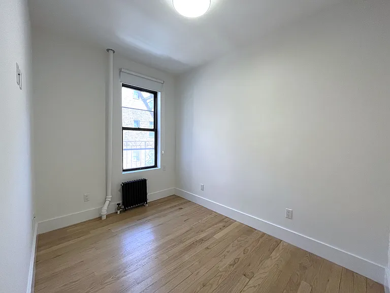 35 Bedford St #15 — Photo 7