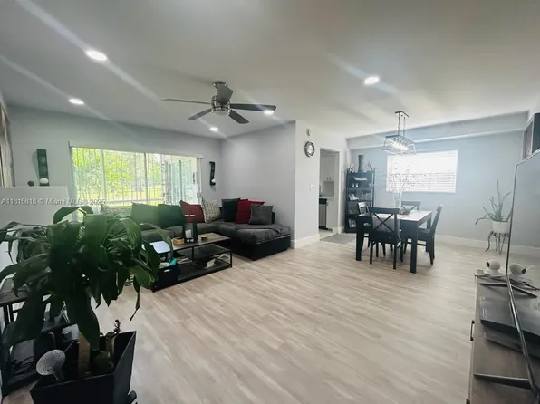 8002 Lagos De Campo Blvd #B-107, Tamarac, FL 33321