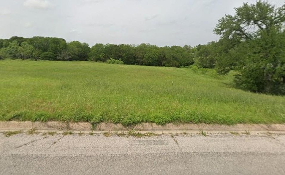 1st image of E Avenue
