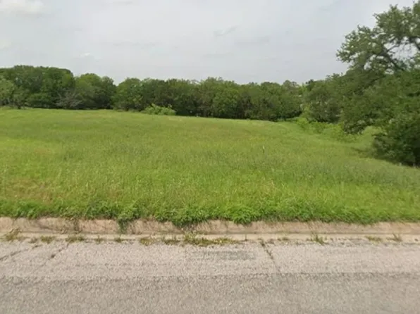E Avenue, Marble Falls, TX 78654