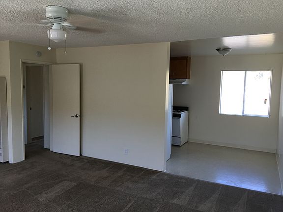 3rd image of 429 E Figueroa St APT 5