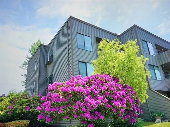 4895 76th Street SW #D701, Mukilteo, WA 98275