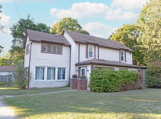 3180 S Lakeshore Dr, Saint Joseph, MI 49085