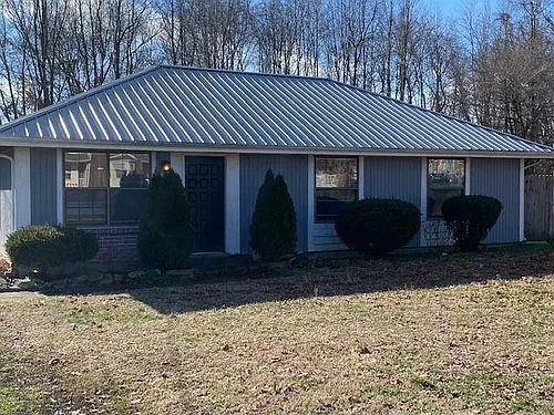 212 State Line Rd Photo 1