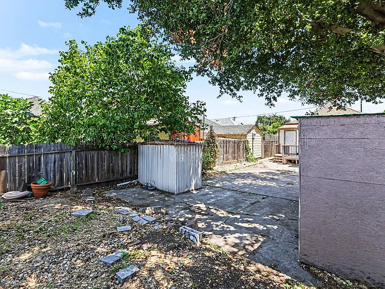 1619 Walnut St #A — Photo 18