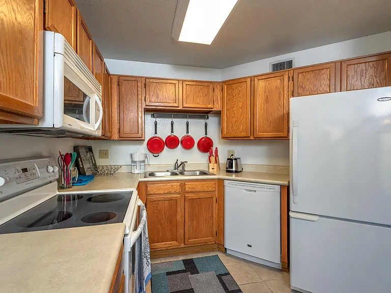 6655 N Canyon Crest Dr #9253 — Photo 7