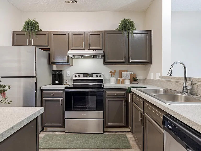 Spacious Kitchen with Breakfast Bar