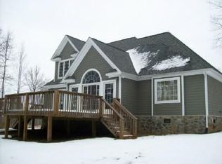 1046 Diddee Ct, Huddleston, VA 24104