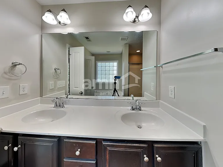 2937 Britmass Dr — Photo 10