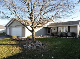 518 Merilot Dr, Roscoe, IL 61073