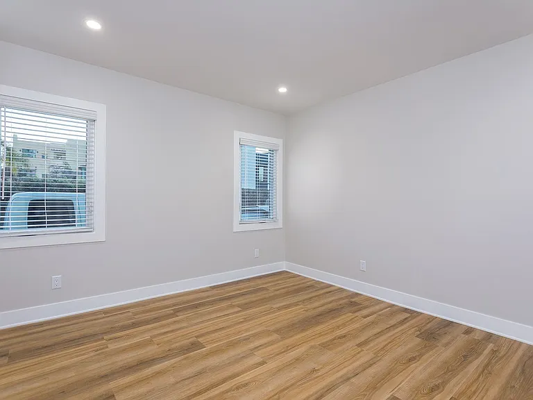 1BR in Prime Pasadena - 92 Walk Score + Parking + Free Electricity for 1 Year — Photo 15