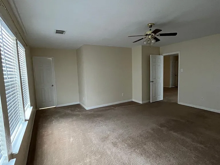 15202 Lynford Crest Dr — Photo 23