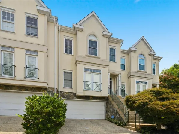 10249 Winged Elm Cir, Manassas, VA 20110