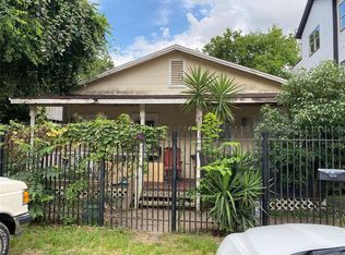 1030 W 21st St, Houston, TX 77008