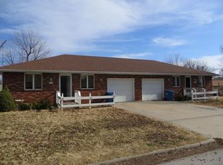 600 S High St, Stockton, MO 65785