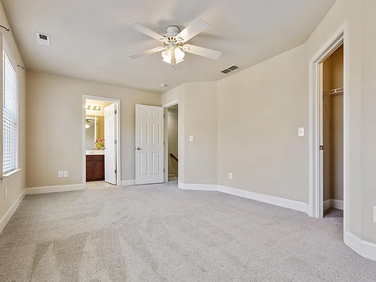 3705 Lambert Ln NE — Photo 20