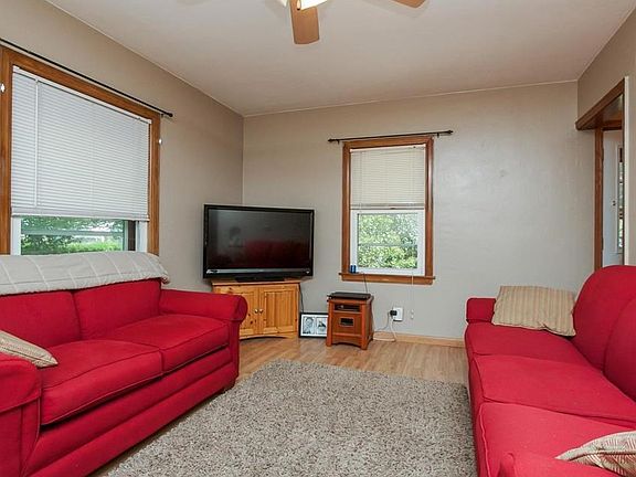 4th image of 3225 Dalewood Ave SE