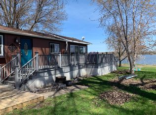 48484 Watkins Rd, Big Stone City, SD 57216