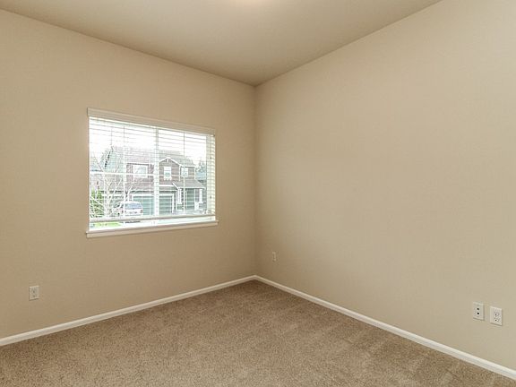 4th image of 2431 195th St E