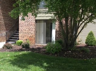 105 W Bluebell Ln, Mount Laurel, NJ 08054