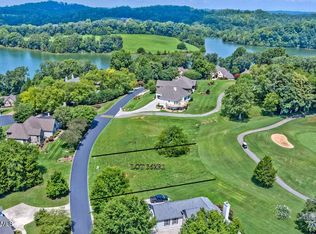 110 Pineberry Dr, Vonore, TN 37885