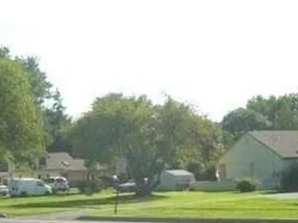 2722 Street Rd, Bensalem, PA 19020