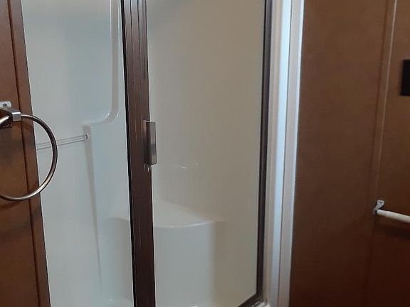 4th image of 1105 Falcon Ct