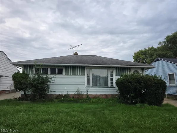19145 Homeway Rd, Cleveland, OH 44135