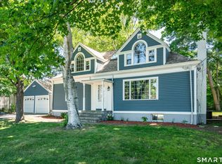 28 Whiting Lane, West Hartford, CT 06119