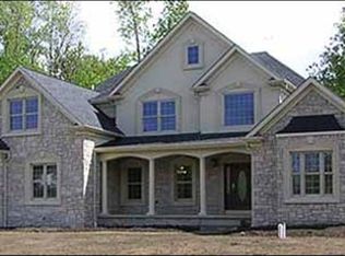 4485 Boncrest Dr W, Clarence, NY 14031
