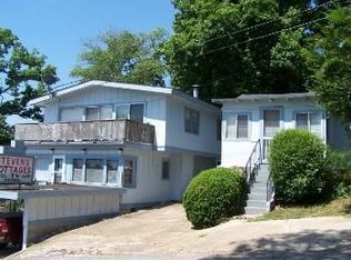 121 Recreation Ave, Rockaway Beach, MO 65740