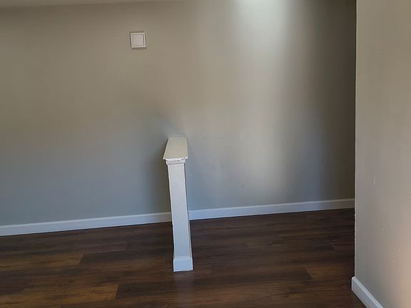 5th image of 436 W Division St APT 1