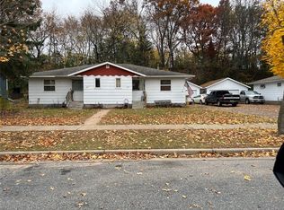 2813/2815 Terry Ln #2813/2815, Eau Claire, WI 54703