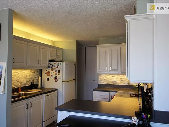 2nd image of 2525 Main St Suite 101