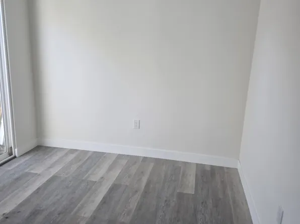 (undisclosed Address), Mission Hills, CA 91345