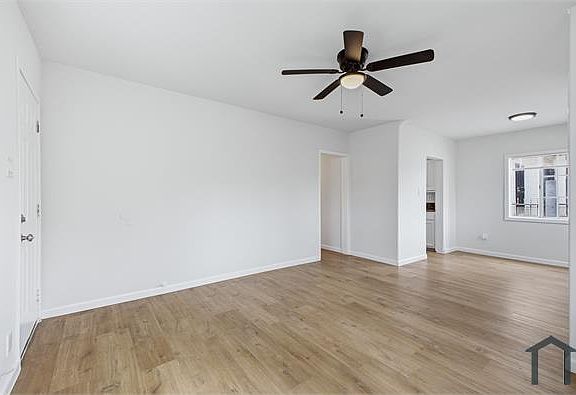2nd image of 2925 Van Buren Pl
