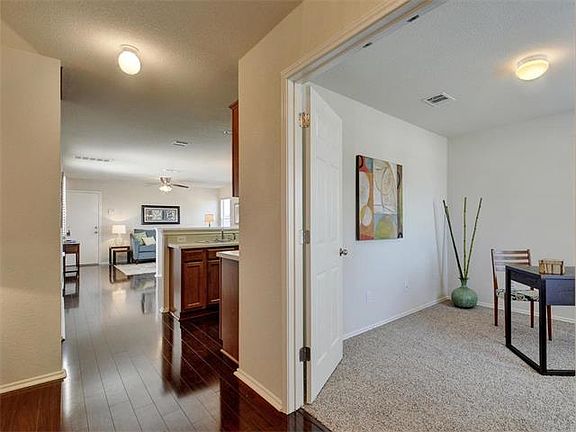 3rd image of 2404 Bluffstone Dr