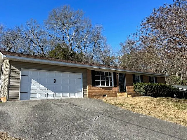 207 Cherry Hill Dr — Photo 11
