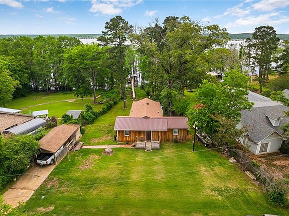 4th image of 429 Pardee Rd