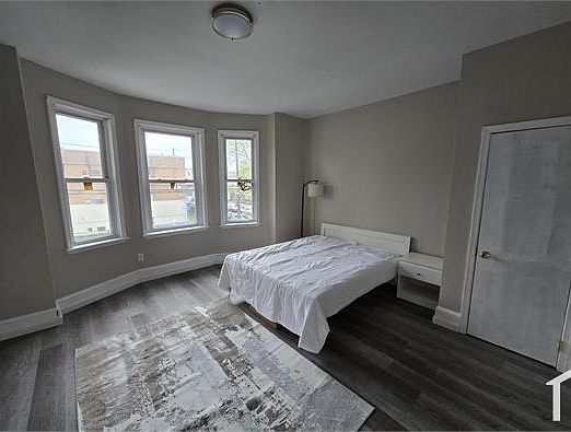 2nd image of 4915 N 13th St #C