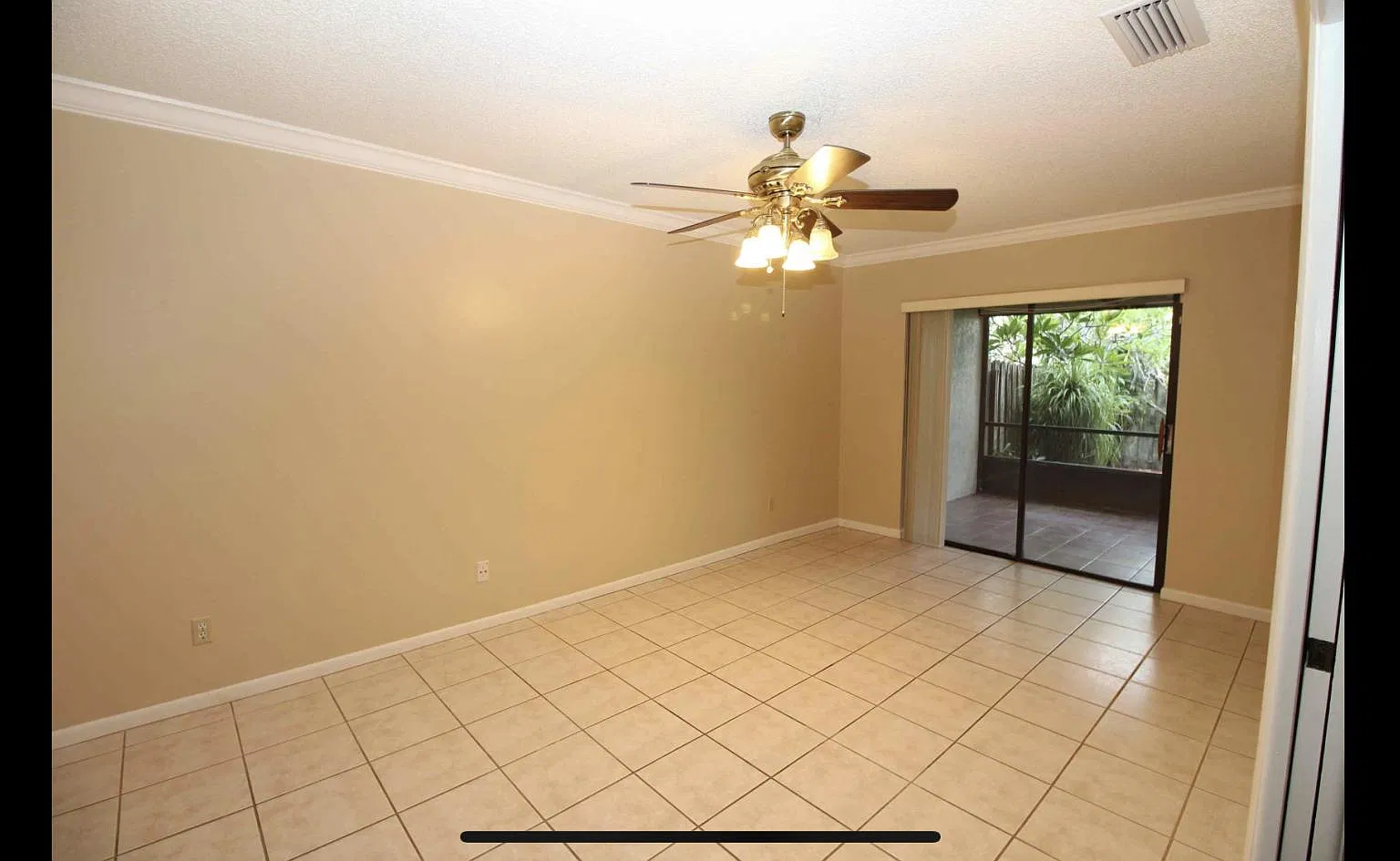 12056 Suellen Cir — Photo 3