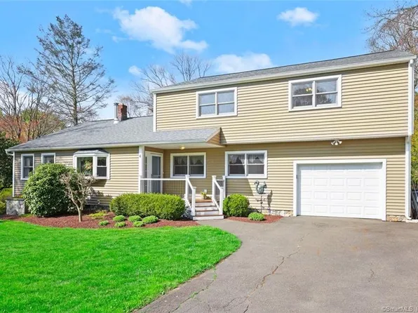 4 Middleton Drive, New Fairfield, CT 06812