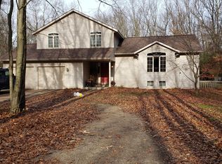 1680 N Green Creek Rd, Muskegon, MI 49445