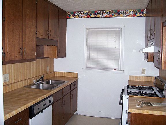 LOTS OF CABINET SPACE