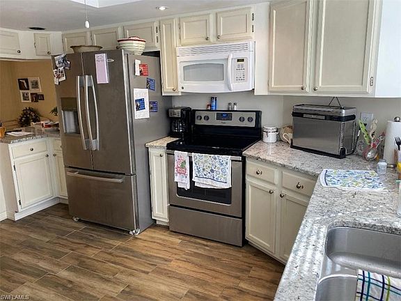 4th image of 9832 Luna Cir #G-104