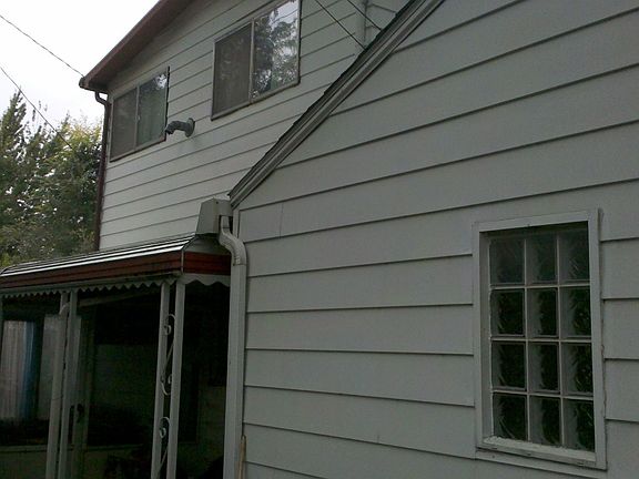 3rd image of 353 W Elza Ave