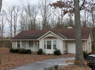 735 Lakeview Cir #3, Tennessee Ridge, TN 37178